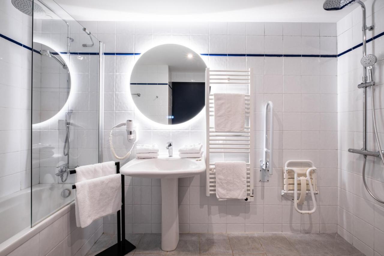 Hotel Le Francais Ла Флот Екстериор снимка