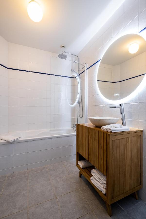 Hotel Le Francais Ла Флот Екстериор снимка
